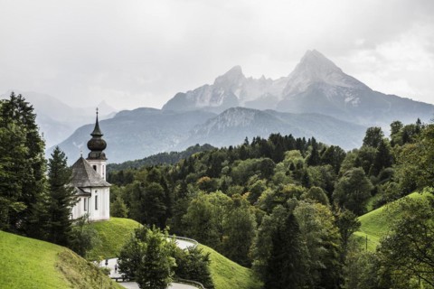 Maria Gern pilgrimage church, view of the Watzmann, Berchtesgarden Alps, Berchtesgaden,