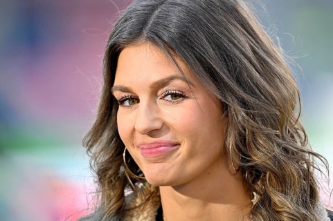 SKY presenter Mara Mones Portrait smiles Voith-Arena, Heidenheim, Baden-Württemberg, Germany,