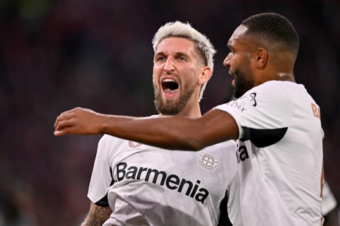 Goal celebration Robert Andrich Bayer 04 Leverkusen (08) with Jonathan Tah Bayer 04 Leverkusen (04)