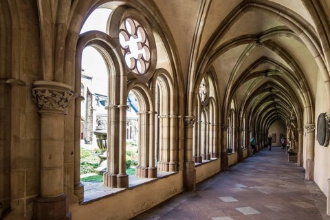 Cloister, Church of Our Lady, UNESCO World Heritage Site, Trier, Rhineland-Palatinate, Germany,