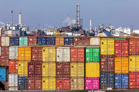 The port of Mannheim is one of Europe's most important inland ports and container terminals. Sea