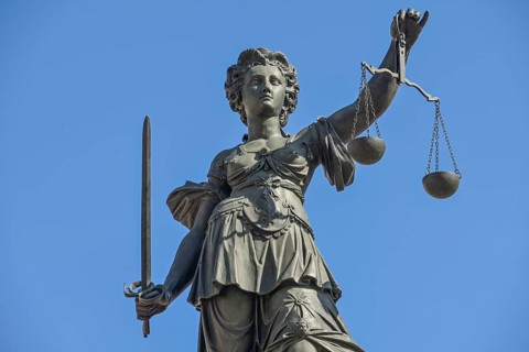 Justitia, Fountain of Justice, Römerberg, Old Town, Frankfurt am Main, Hesse, Germany, Europe