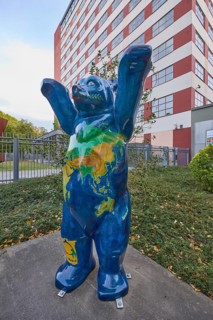 Buddy Bear 534, One-World Bear by Anette Schulz, Federal Ministry for Economic Cooperation and