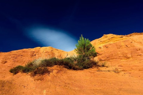 Rustrel ochre quarries in Provence, Provence-Alpes-Côte d'Azur, Southern France, France, Europe