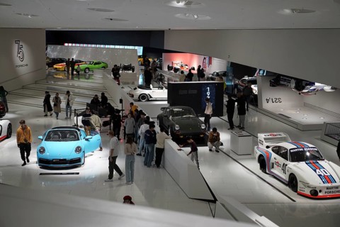 Various Porsche models in a lively museum exhibition, Exhibition, New Porsche Museum 2009,