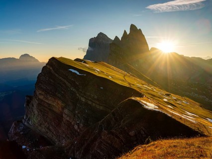 Fermeda Towers, Odle peaks at sunrise, Seceda, Puez-Odle nature park Park, Dolomites, South Tyrol,