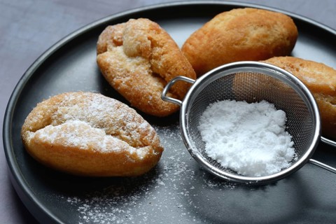 Schenkeli, sweet pastry for the carnival season, Switzerland, Europe