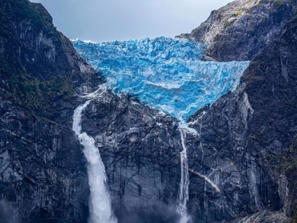 Hanging glacier, Ventisquero Colgante, Quelat national park near Puyuhuapi, Patagonia, Chile, South