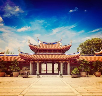 Vintage retro effect filtered hipster style travel image of gates of Lian Shan Shuang Lin