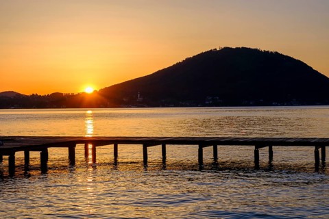 Sunset, jetty at the lido Weyregg am Attersee, Salzkammergut, Upper Austria, Austria, Europe
