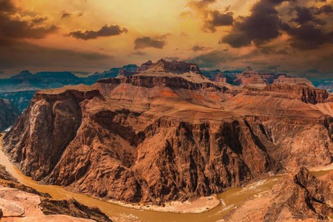 Panoramic of the Colorado River from Tonto West on the path of Bright Angel Trailhead in the Grand