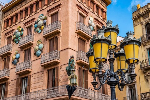 The Umbrella house, house, facade, on Rambla Street in Barcelona, Spain, Europe