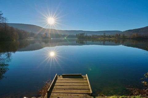 Lake with jetty at sunrise, Freudenberg am Main, Untermain, Spessart, Odenwald, Franconia,