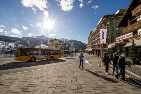 28 March 2024: Lively tourism in the week in front of Easter in the popular Swiss holiday resort of