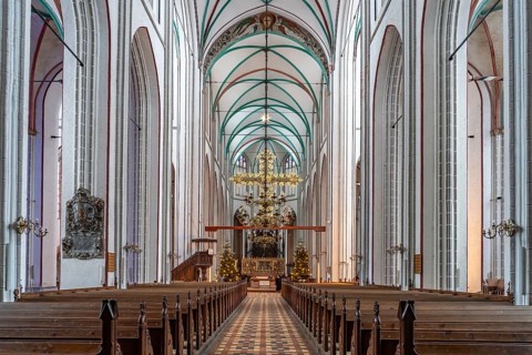 Interior with triumphal cross of Schwerin Cathedral St. Marien and St. Johannis, state capital