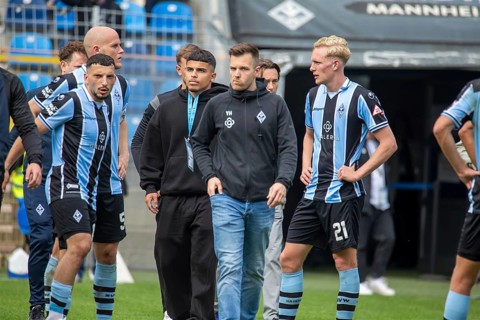 Football 3rd division, 2024/25 season, matchday 33: Waldhof Mannheim vs. 1860 Munich***Dejection at