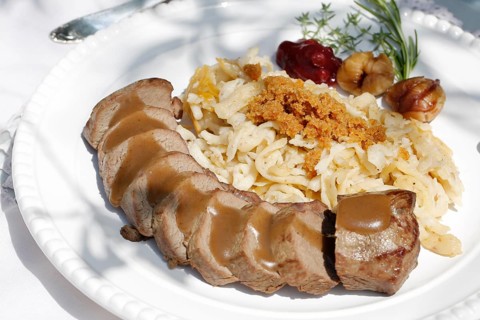 Swabian cuisine, roast venison with spaetzle, chestnuts and breadcrumbs, breadcrumbs, saddle of