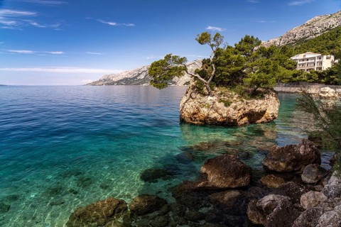 The landmark Brela stone or Kamen Brela on Punta Rata beach near Brela, Croatia, Europe