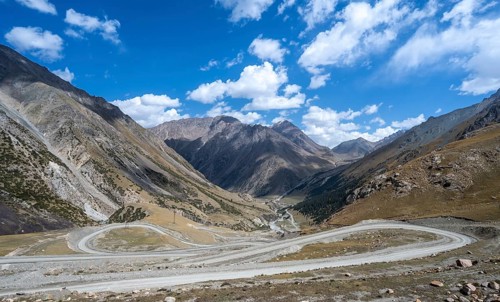 Mountain pass to Kumtor, Kara-Say, Tian Shan, Kyrgyzstan, Asia