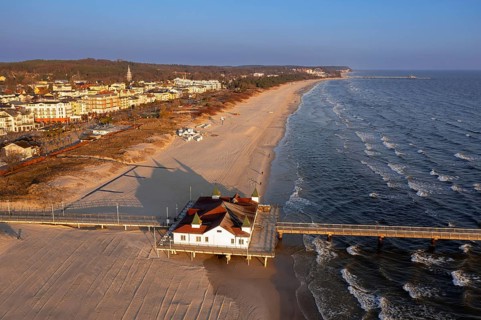 Aerial view over restaurant on Ahlbeck Pier/ Seebrücke Ahlbeck in the Baltic Sea on Usedom island,