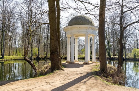 Diana Temple in Lützschena Castle Park, Leipzig, Saxony, Germany, Europe