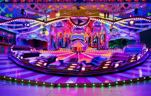 Petersburg sleigh ride, round ride, rides, motion, motion effect, neon lights, Cannstatter Wasen,