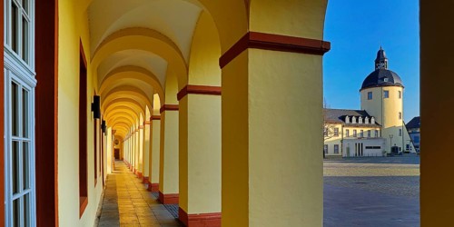 Lower Castle, arcade in the Corps de Logis and view of the Fat Tower with Castle Square, Siegen,