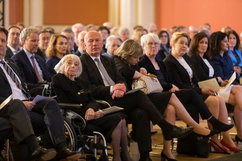 Margot Friedländer (Holocaust survivor and honorary citizen of the city of Berlin) and Kai Wegner