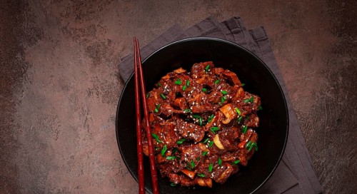 Bulgogi, with mushrooms, with sesame seeds and green onions, Korean cuisine, homemade, no people