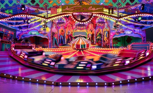 Petersburg sleigh ride, round ride, rides, motion, motion effect, neon lights, Cannstatter Wasen,