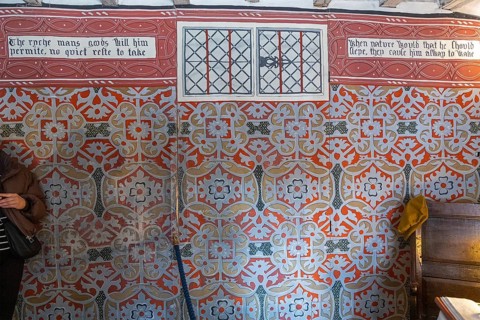 Interior photograph, wallpaper, birthplace of William Shakespeare, Stratford-upon-Avon,