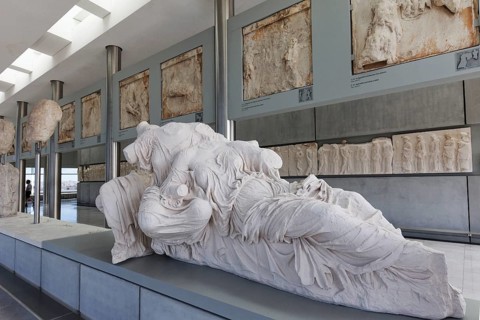 Reclining figure from the east pediment of the Parthenon, reconstruction, Acropolis Museum,