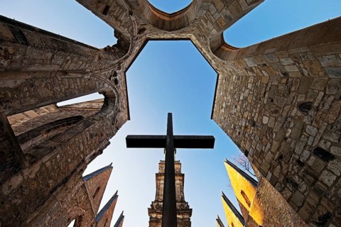 Aegidienkirche with apse cross, not rebuilt, memorial for the victims of wars and violence,