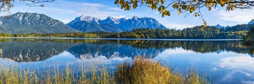 Barmsee, behind it the Karwendel mountains, Werdenfelser Land, Upper Bavaria, Bavaria, Germany,