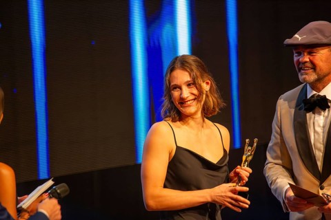 Rose garden Mannheim: Award Night 2024 / Rhine-Neckar Sports Award. Picture: Sven Ottke presents