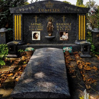 Opulent graves of Sinti and Roma families, so-called Königs-Gräber, Beuel Cemetery, Bonn, North
