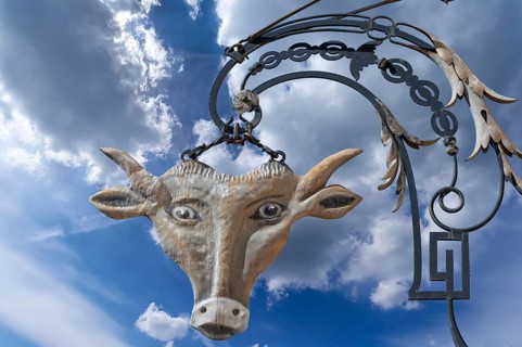 Nose sign with a bull's head from the former steakhouse El Toro, today an Indian restaurant,