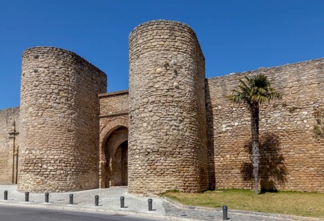 City wall with Almocabar city gate from the 13th century, Ronda, Province of Málaga, Andalusia,