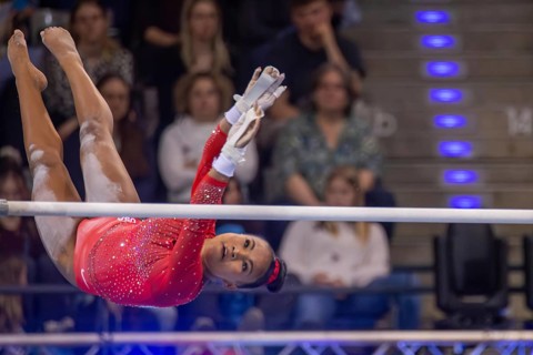 EnBW DTB-Pokal Stuttgart 2025, Mixed Cup***Simone Rose USA on uneven bars