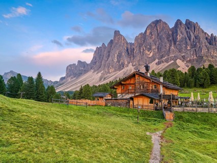 Geisleralm with Geisler group and alpenglow, Dolomites, Santa Magdalena, South Tyrol, Italy, Europe