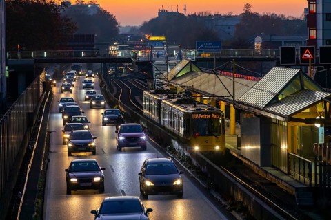 Motorway A40, Ruhrschnellweg, in Essen, route through the city centre, is affected by a possible