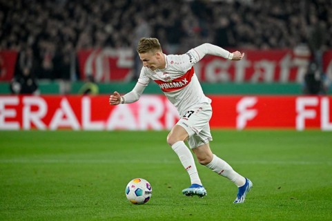 Chris Führich VfB Stuttgart (27) on the ball, DFB Cup, MHPArena, MHP Arena Stuttgart,