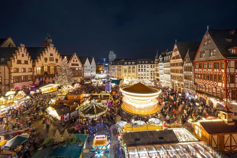 The carousel on the Römerberg turns. The Frankfurt Christmas Market was officially opened on 25