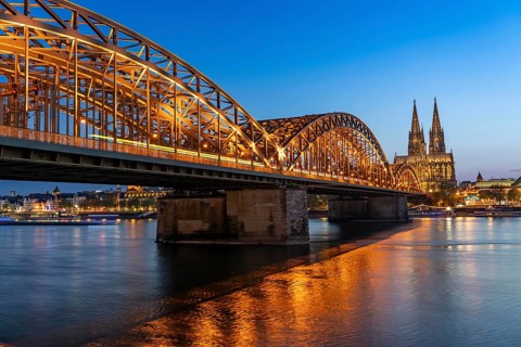 Cologne Cathedral, has been shining in new light since Easter 2025, the old metal halide lamps have