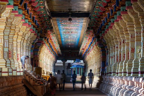 Colourfully painted pillars, temple hall, Ramanathaswami Temple, Rameswaram or Rameshwaram, Pamban