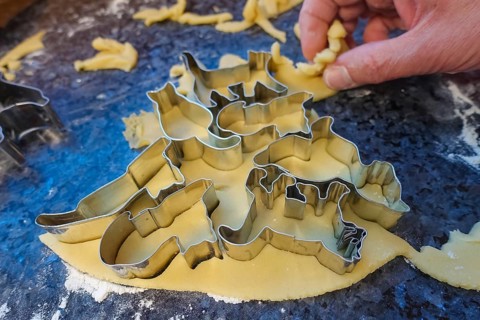 Swabian cuisine, Swabian Christmas biscuits, preparation of cookie cutters, shortbread biscuits,