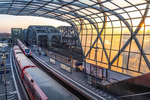 Elbbrücken S-Bahn station, the S3 and S5 S-Bahn trains run here, Commuter, Hamburg Germany
