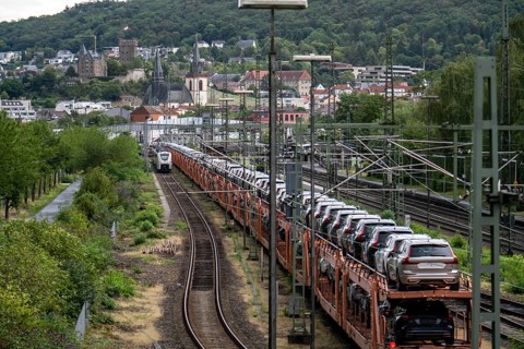 Upper Middle Rhine Valley, goods train, car transporter at Bingen station, waiting for permission