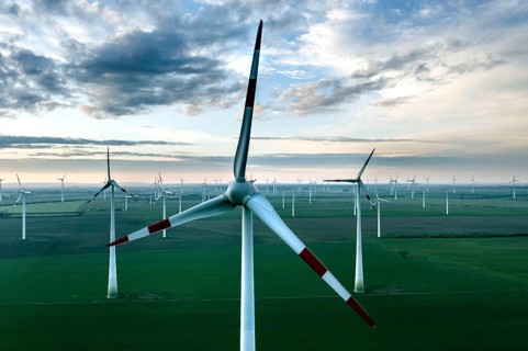 Aerial view of wind farm, Nauen, 04/12/2020