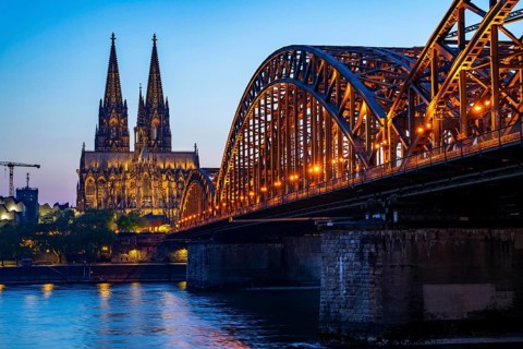 Cologne Cathedral, has been shining in new light since Easter 2025, the old metal halide lamps have